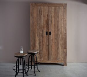 ארון עץ מלא 