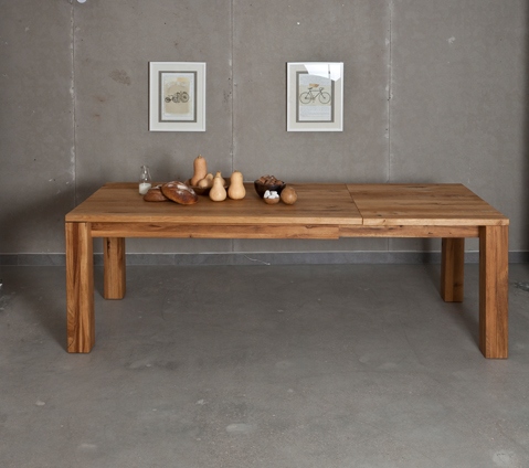 שולחן אוכל Superior מעץ אלון