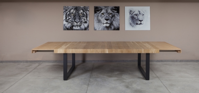 שולחן Iron Based