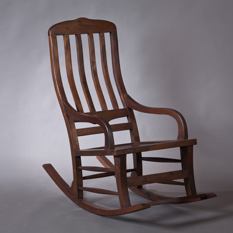 כסא נדנדה Colonial קלאסי