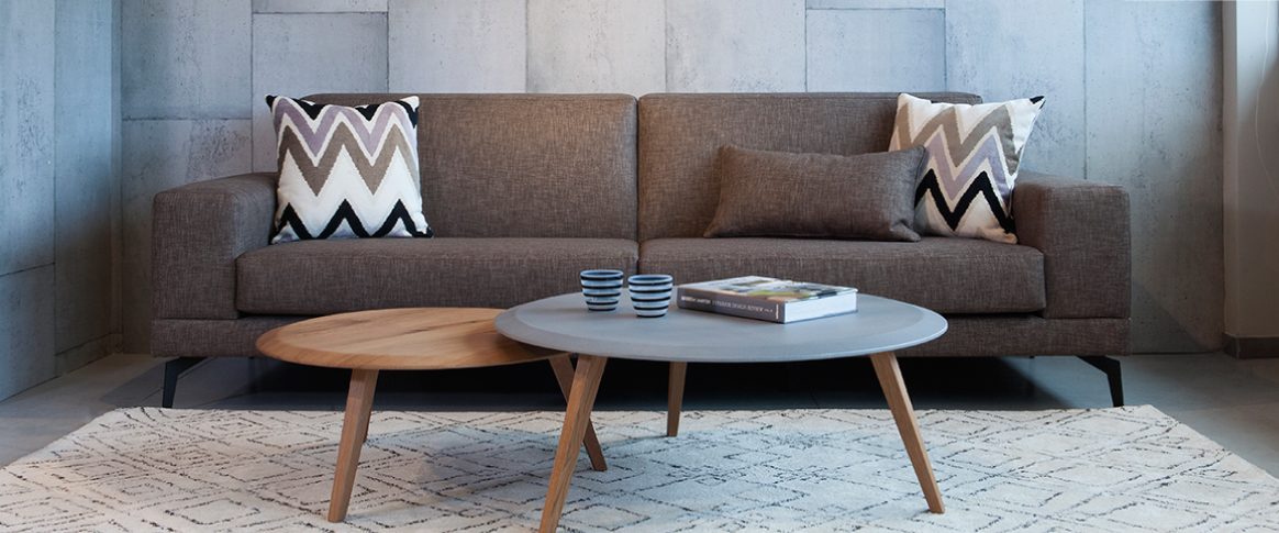 סלון מעוצב בסגנון רטרו