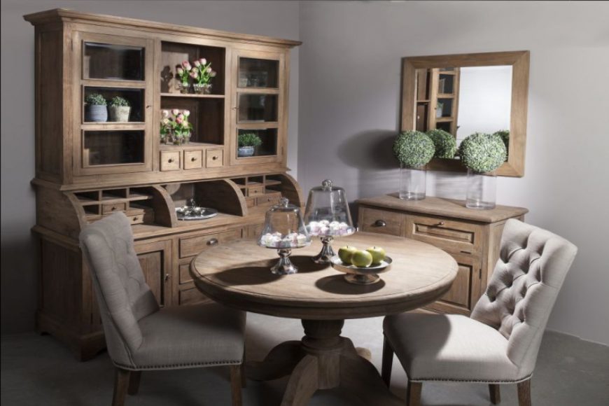 ויטרינות מעץ מלא