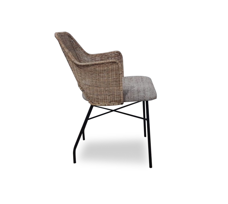 כיסא לפינת אוכל