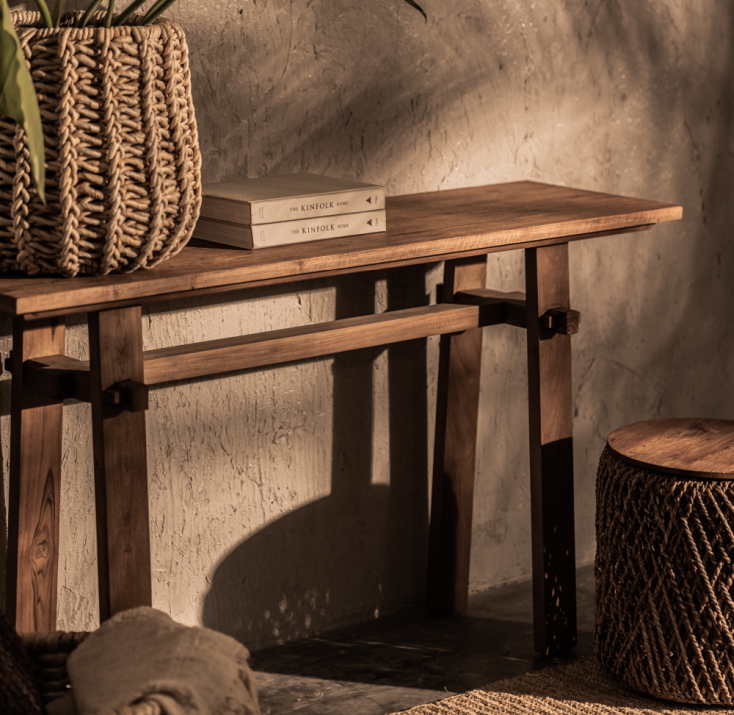 קונסולה עץ טיק קונסולה עץ טיק